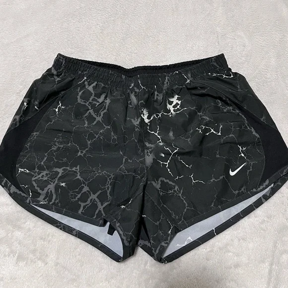 NIKE RUNNING SHORTS - Picture 1 of 7